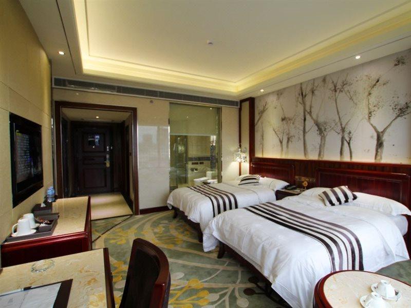 Jin Long Wan Hao Hotel Wuzhou Exterior photo