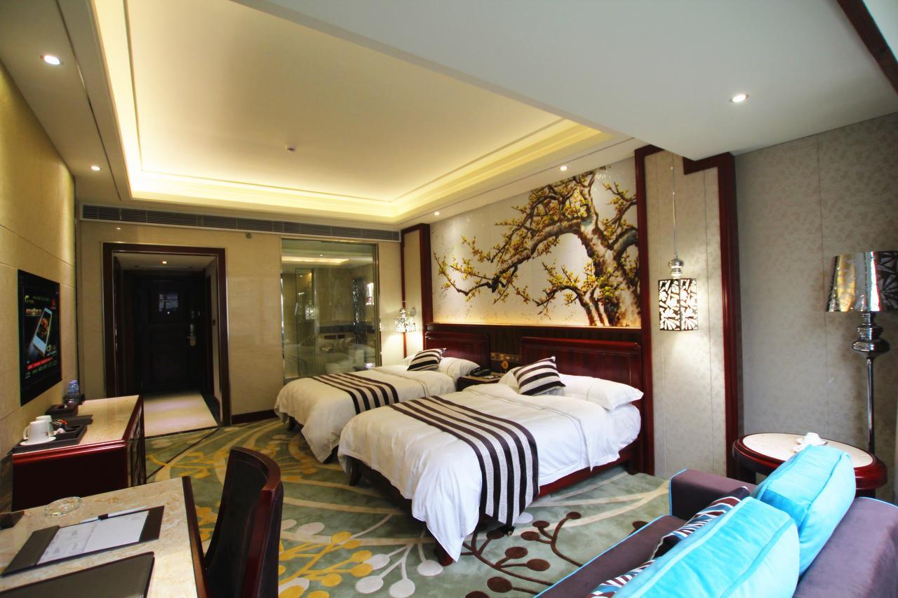 Jin Long Wan Hao Hotel Wuzhou Exterior photo